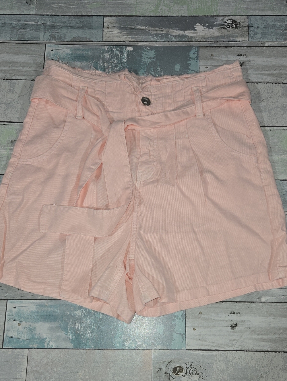 Peach Hudson High Waisted Paperbag Shorts Size 29